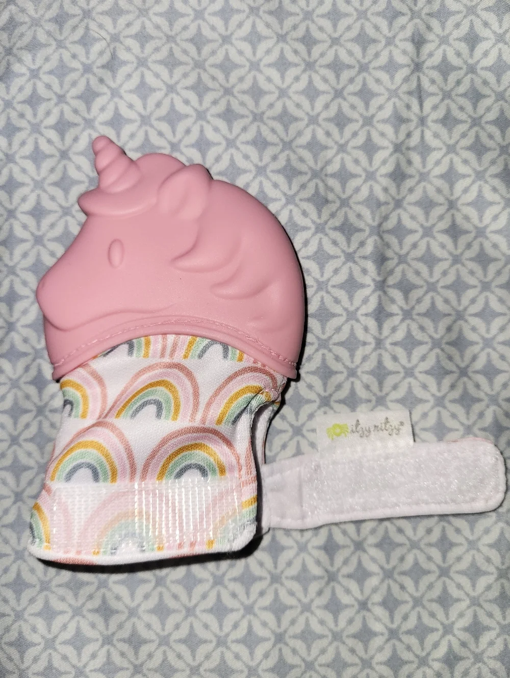 Itzy Ritzy Pink Unicorn Rainbow Teething Mitten